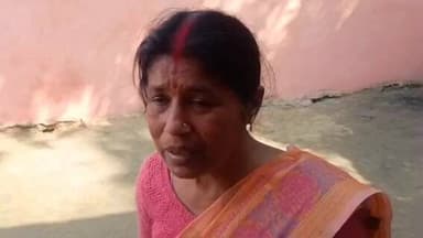 सोनबरसा: चिलरा प्राथमिक विद्यालय: एक शिक्षिका के भरोसे, खुद के पैसे से मिड-डे मील और बिना छुट्टी पढ़ा रहीं बच्चे