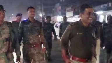 बेरमो: नगर परिषद चुनाव शांतिपूर्ण ढंग से कराने के लिए बेरमो पुलिस सड़कों पर उतरी, विभिन्न मार्गों पर किया भ्रमण