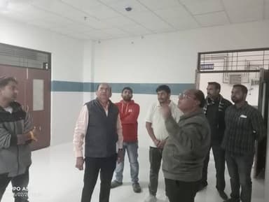 सीएमएचओ डॉ. अशोक कुमार पटेल द्वारा ग्रामीण स्वास्थ्य संस्थाओं का औचक निरीक्षण
सिविल अस्पताल तराना में आयुष्मान कार्ड, ...