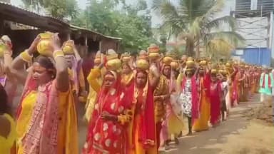 धरहरा: भलार में 351 कलशों के साथ गूंजे ‘हर-हर महादेव’ के जयकारे, नर्मदेश्वर महादेव की होगी प्राण-प्रतिष्ठा