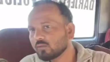 খড়িবাড়ি: আসামে পাচারের আগেই ছক বানচাল, ১০ মহিষ সহ গ্রেপ্তার দুই চালক