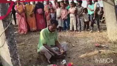 खरसावां: दलाईकेला पंचायत के काशीडीह में जिला परिषद सदस्य सावित्री बानरा ने 100 केवी ट्रांसफार्मर का किया उद्घाटन