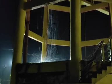 सुठालिया: सुठालिया में पेयजल टंकी का पाइप टूटने से 1000 लीटर पानी बहा, ज़िम्मेदार बेखबर