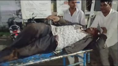 छोटी सरवन: कटुंबी गांव के पास बाइक को अज्ञात वाहन ने मारी टक्कर, व्यक्ति को लगी चोट, एमजी अस्पताल में उपचार जारी