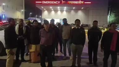 मृत लड़की के परिजनों ने लगाए गुरुग्राम के एक नामी प्राईवेट अस्पताल पर मृत लड़की का शव ना देने के आरोप।
मृत लड़की के पर...