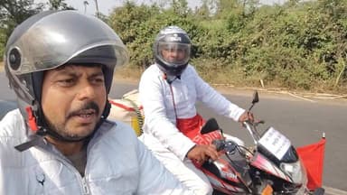 नर्मदे हर! 🙏
केवलारी के हमारे प्रिय श्री लक्ष्मण मामा जी की पावन मां नर्मदा परिक्रमा सफलतापूर्वक पूर्ण हो चुकी है। यह आध...