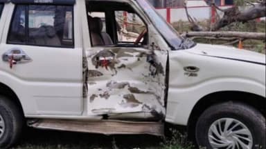 मड़ियाहू: स्कॉर्पियो से भिड़ी बाइक, एक युवक की मौत, दूसरा गंभीर घायल