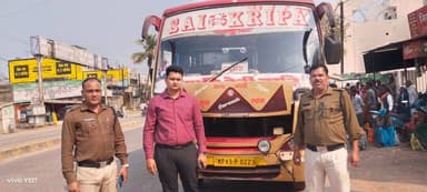 परिवहन विभाग ने करेली क्षेत्र में लगभग 10 वाहनों की गई जांच
दो बसें बिना परमिट व ओवरलोड पाए जाने पर जब्त
RM: https://t...