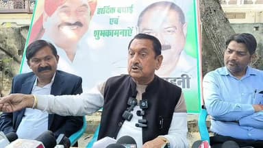 #रुद्रपुर
दरऊ के प्रधान ने मंगाई थी हथियारों की खेप, बरेली मे हथियार सप्लाई गैंग का भंडाफोड़, बहेड़ी पुलिस मे दो दबोचे,...