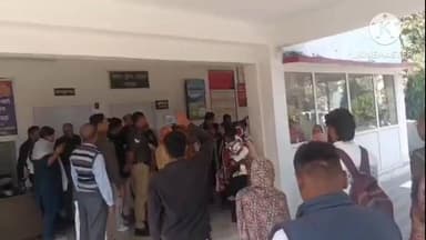 सहारनपुर: SSP कार्यालय के बाहर गागलहेड़ी के दो पक्ष भिड़े, महिला पर थप्पड़ और गाली-गलौज के बाद वीडियो हुआ वायरल