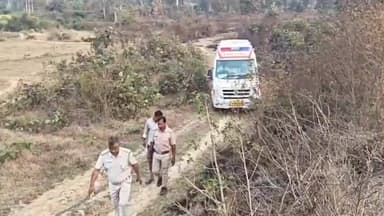 ଗୋବିନ୍ଦପୁର: କୁରେବଗା ନଦୀ ନିକଟରେ ବାଇକ୍ ଦୁର୍ଘଟଣା, ବାଉଁଶଲଗାର ୨ ଜଣ ଗୁରୁତର