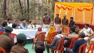 कलेक्टर श्री विश्वकर्मा ने सिलवानी वनपरिक्षेत्र के वनग्राम सिंहपुरी का किया भ्रमण, ग्रामीणों से किया संवाद
–––
–––
राय...