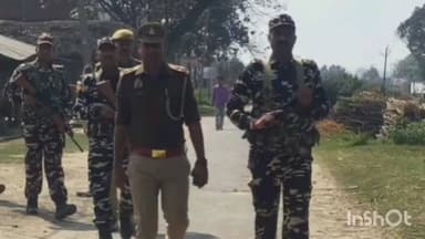 तुलसीपुर: भारत-नेपाल सीमा क्षेत्र एवं कस्बों में सुरक्षा के दृष्टिगत पुलिस और एसएसबी ने किया रात्रि गश्त