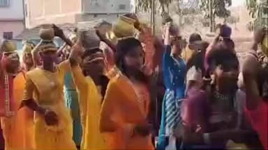 रजौन: मड़नी गांव में बजरंगबली प्राण प्रतिष्ठा पर भव्य कलश शोभा यात्रा, 451 महिलाओं ने लिया भाग