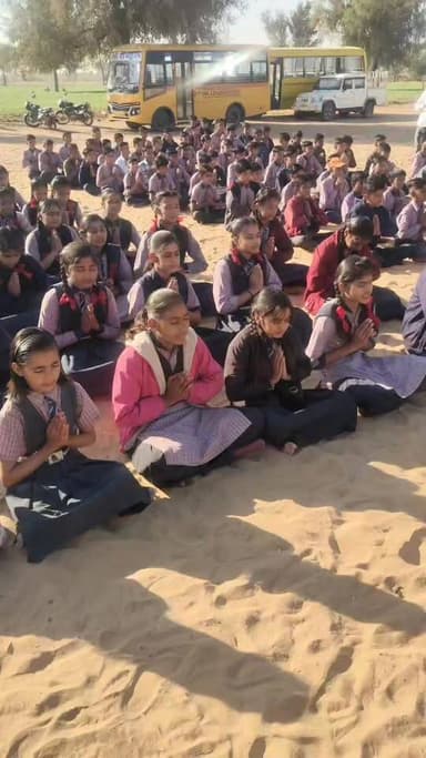 शारदा स्कूल लोहावट मॉर्निंग प्रार्थना सभा...
#morningprayer #school