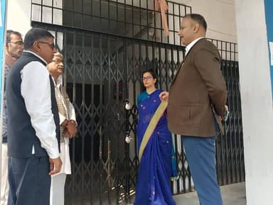 ईवीएम-वीवीपैट वेयरहाउस का डीएम ने किया मासिक बाह्य निरीक्षन
जहानाबाद:
भारत निर्वाचन आयोग, नई दिल्ली एवं निर्वाचन विभाग...