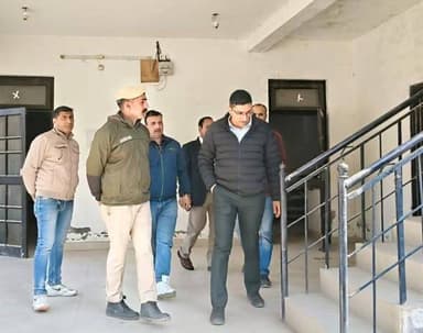 दुनाली में स्थापित होगी ब्लॉक पब्लिक हेल्थ यूनिट, स्वास्थ्य सेवाओं को मिलेगा नया आयाम उपायुक्त मुकेश रेपसवाल ने किया स्थ...