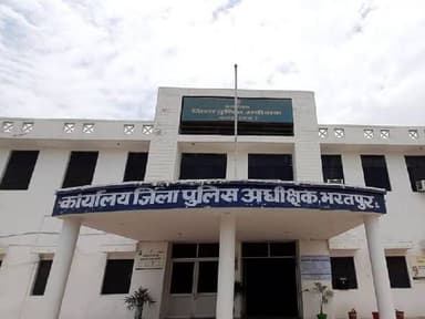 #भरतपुर। जिला पुलिस अधीक्षक दिगंत आनंद के निर्देशन में शांति एवं सुरक्षा व्यवस्था के इंतजाम को लेकर शराब पीकर वाहन चलाने...