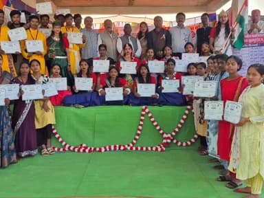 ओडगी: राष्ट्रीय सेवा योजना का सात दिवसीय शिविर सम्पन्न, ग्रामीण जागरूकता व श्रमदान कार्यों की हुई सराहना