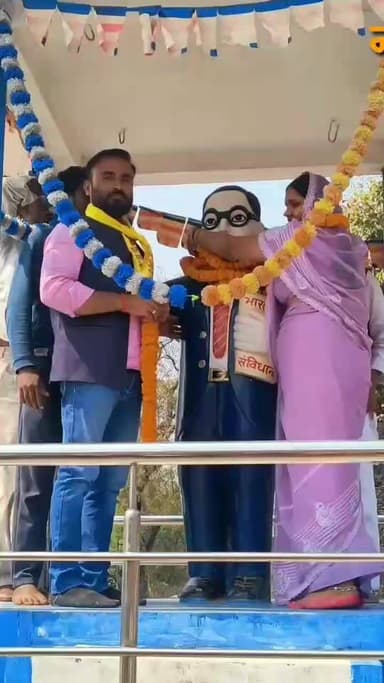 अध्यक्ष प्रत्याशी रचना शुक्ला के पक्ष में वरीय कांग्रेसी नेता अमृत शुक्ला ने चलाया जनसंपर्क #nonfollowersviewers #social...