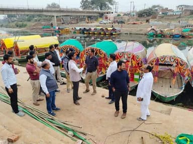 कलेक्टर ने चित्रकूट के विकास कार्यो का किया निरीक्षण
कलेक्टर एवं अध्यक्ष चित्रकूट विकास प्राधिकरण डॉ. सतीश कुमार एस...