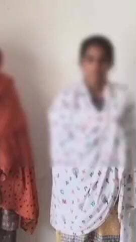 ગઢડા: ગઢડા તાલુકાની ગુમ થયેલી ચાર સગી બહેનોને પરિવારને સોંપતા ભાવત્મક દ્રશ્યો સર્જાયા,પરિવારે પોલીસનો આભાર માન્યો