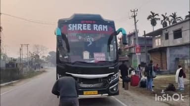 মৰাণ: মৰাণত পুৱা পথ দুৰ্ঘটনা, নৈশ যাত্ৰীবাহী বাছ দুৰ্ঘটনা গ্ৰস্ত, আহত হয় নৈশ বাছ খনৰ কেইবাজনো যাত্ৰীৰ