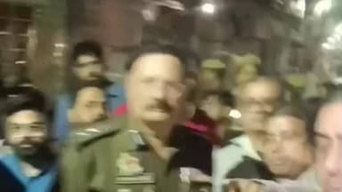 शाहजहांपुर: आगामी होली पर्व के दृष्टिगत पुलिस अधीक्षक ने लाट साहब के जुलूस मार्ग का किया निरीक्षण