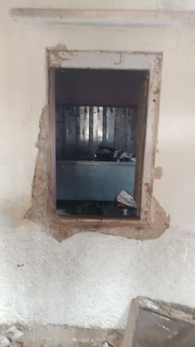 ग्रामपंचायत सोलाया मारोठ के ग्राम डारा के बास मे चोरो ने चोरी को अंजाम दिया