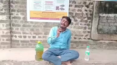 #महोबा के इस ट्रक ड्राइवर को ही देख लीजिये ट्रक में इतने चालान हो गए की आत्महत्या के लिए मजबूर हो गया है..!!
ARTO कार्य...