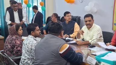 कन्नौज: शनिवार को सदर में संपूर्ण तहसील समाधान दिवस का आयोजन हुआ, मंत्री असीम अरुण ने फरियादियों की समस्याएं सुनीं