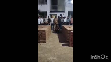 બાલાસિનોર: બાલાસિનોર પોલીસ સ્ટેશન વિસ્તારમાંથી મોટી માત્રામાં વિદેશી દારૂનો જથ્થો લોકલ ક્રાઈમ બ્રાંચએ ઝડપ્યો