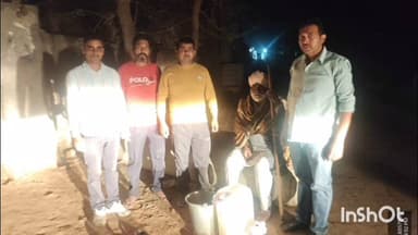 फतेहाबाद: फतेहाबाद पुलिस ने रतिया में घर के बाहर शराब बेच रहे एक आरोपी को 30 बोतल अवैध शराब के साथ गिरफ्तार किया