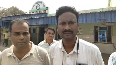 #ବାଇକ_ଉପରେ_ଚଢ଼ିଗଲା_ଟ୍ରକ୍ ।
#ବାଇକ_ଟ୍ରକ_ମର୍ମନ୍ତୁଦ_ସଡ଼କ_ଦୁର୍ଘଟଣା ।
ବାଇକ ଟ୍ରକ ଦୁର୍ଘଟଣା ରେ ଚାଲିଗଲେ ବାଇକ ଆରୋହୀ । ବିଳମ୍ବିତ ରାତ...