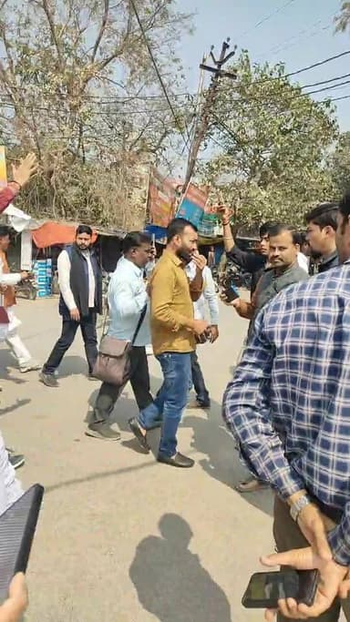 राहुल गांधी के बयान पर गाजीपुर भाजमु कार्यकर्ताओं ने फुंका पुतला