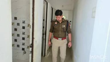 अजीतमल: एसपी के औचक निरीक्षण से कोतवाली में हड़कंप, कबाड़ और गंदगी देख कप्तान हुए बिफर, मेस में गंदे पर्दे