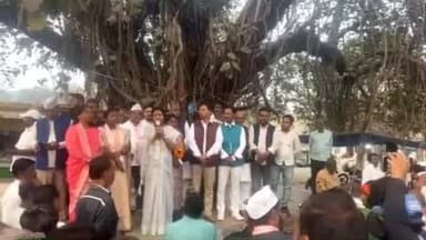 चितरपुर: रामगढ़ नगर परिषद चुनाव: कांग्रेस समर्थित प्रत्याशी के समर्थन में रोड शो और सभा