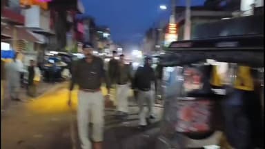 हनुमना: हनुमना बाजार में प्रशासन का सख्त एक्शन, अतिक्रमण हटाओ अभियान चला, ₹17,400 के 11 चालान काटे