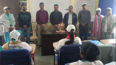 कुडू: लोहरदगा में आरसेटी का 35 दिवसीय ब्यूटीशियन प्रशिक्षण शुरू, युवतियों को स्वरोजगार से जोड़ने की पहल