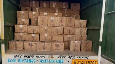 लूनकरनसर: जैतपुर के पास पुलिस ने शराब से भरी पिकअप को पकड़ा