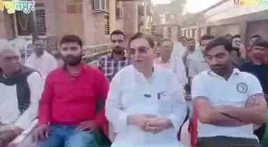 विभूतिपुर: विभूतिपुर में सामाजिक कार्यकर्ता राजीव रंजन ने प्रेस वार्ता कर विभिन्न पहलुओं की जानकारी दी