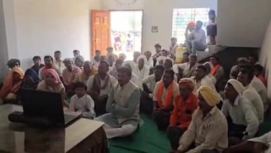 निवाली: क्षेत्रीय विधायक श्री बरडे ने ग्राम इंद्रपुर में ग्रामीणों के साथ 'मोदी जी के मन की बात' कार्यक्रम सुना