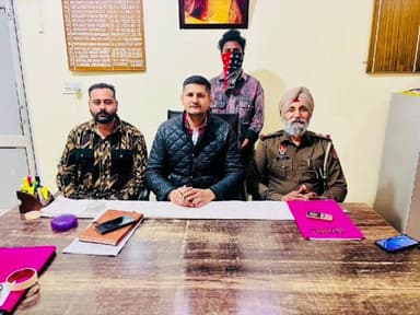 ਨਵਾਂਸ਼ਹਿਰ: ਸੀਆਈਏ ਸਟਾਫ ਨੇ 120 ਗ੍ਰਾਮ ਹੈਰੋਇਨ ਸਮੇਤ ਜਿਲਾ ਤਰਨਤਾਰਨ ਦੇ ਪਿੰਡ ਠਰੂ ਨਿਵਾਸੀ ਗੁਰਪ੍ਰੀਤ ਸਿੰਘ ਪੁੱਤਰ ਨਿਰਮਲ ਸਿੰਘ ਨੂੰ ਕੀਤਾ ਕਾਬੂ