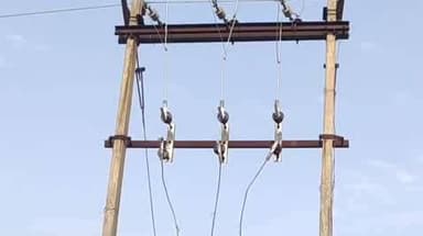 मानपुर: पनपथा फीडर के कसेरू रॉड में बिजली के खंभों से 11 केवी की तारें गायब, 10 माह बाद एफआईआर दर्ज