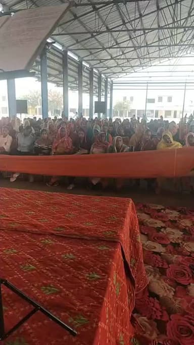 हिंदू सम्मेलन में उमरा जन सैलाब अनाज मंडी बापौली में किया गया कार्यक्रम का आयोजन मुख्य वक्ता डॉक्टर प्रभु दयाल अरोड़ा कष...