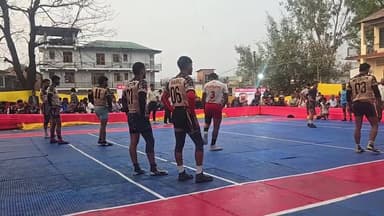 -#घुमारवीं -- फाइनल मुकाबला:कोहिनूर व कृष्णा एकैडमी के बीच #देखिए_लाइव...
-#Bright_News #kabaddi #match Ghumarwin Bila...