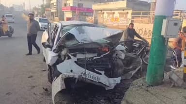 ਅਬੋਹਰ: ਰੋਟਰੀ ਚੌਂਕ ਵਿੱਚ ਸੜਕ ਹਾਦਸਾ, ਕਾਰ ਸਵਾਰ 5 ਲੋਕਾਂ ਵਿੱਚੋਂ ਤਿੰਨ ਦੀ ਮੌਤ