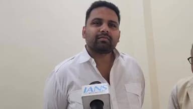 नवीनगर विधायक चेतन आनन्द ने हाईकोर्ट में अमोद चंद्रवंशी के द्वारा दी गई चुनौती पर बोल दिया बड़ी बात
#aurangabad #rafiga...