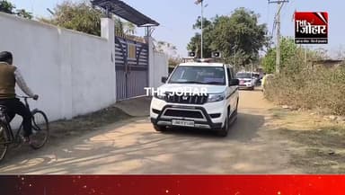 SP गिरिडीह ने कहा मुस्तैद है पुलिस हर बूथ पर नज़र शांतिपूर्ण तरीके से जारी है मतदान
#MunicipalElection2026 #GiridihCity ...