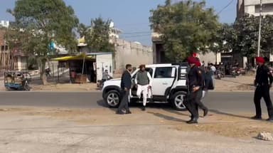 ਬਰਨਾਲਾ: ਕਾਂਗਰਸ ਦੇ ਪੰਜਾਬ ਪ੍ਰੈਜੀਡੈਂਟ ਅਮਰਿੰਦਰ ਸਿੰਘ ਰਾਜਾ ਵੜਿੰਗ ਪਹੁੰਚੇ ਬਰਨਾਲਾ ਦਾਣਾ ਮੰਡੀ